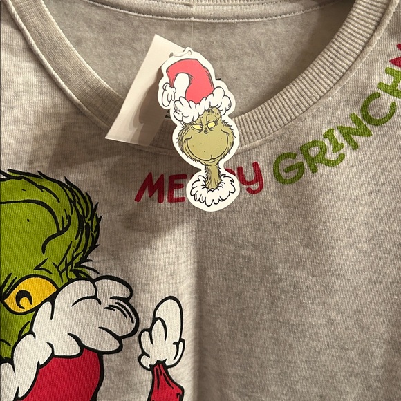 NEW Target Dr. Seuss The Grinch Graphic Sweatshirt in Gray; Size X-Large - Picture 6 of 6